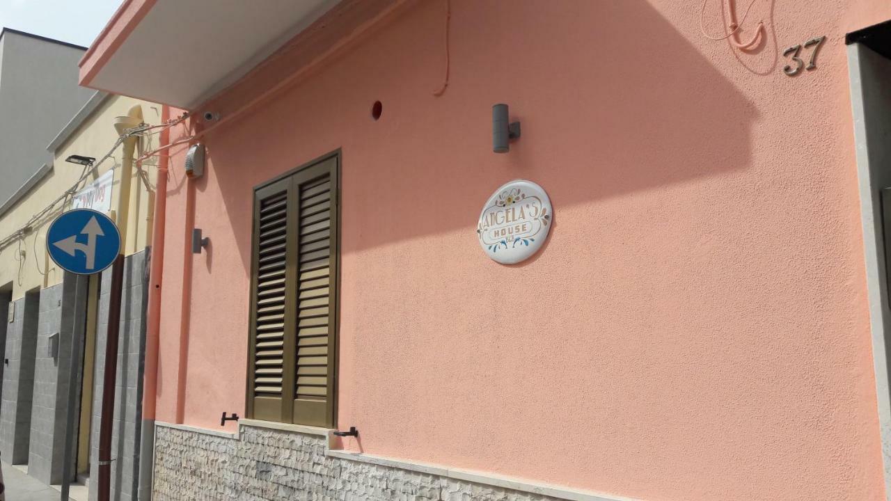 Angela'S House Bed & Breakfast Taranto Exterior photo